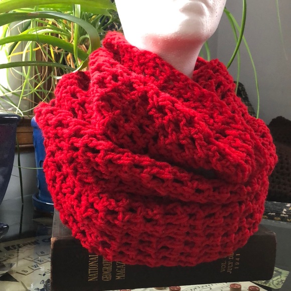 Handmade Infinity Scarf - Picture 2 of 4